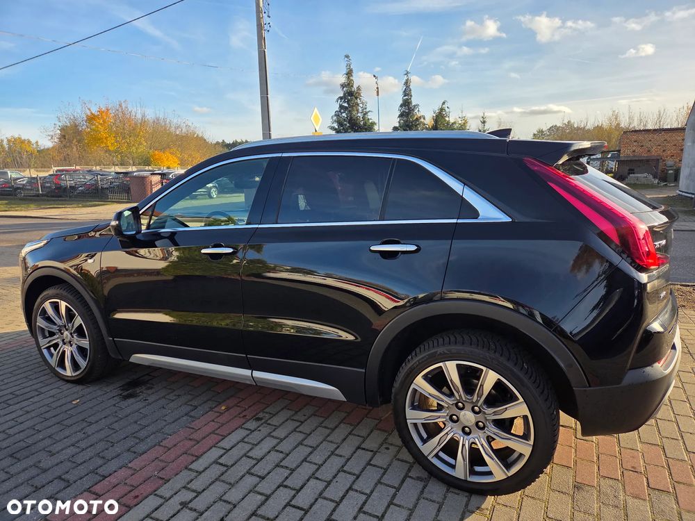 Cadillac XT4 350T AWD Premium Luxury - 9