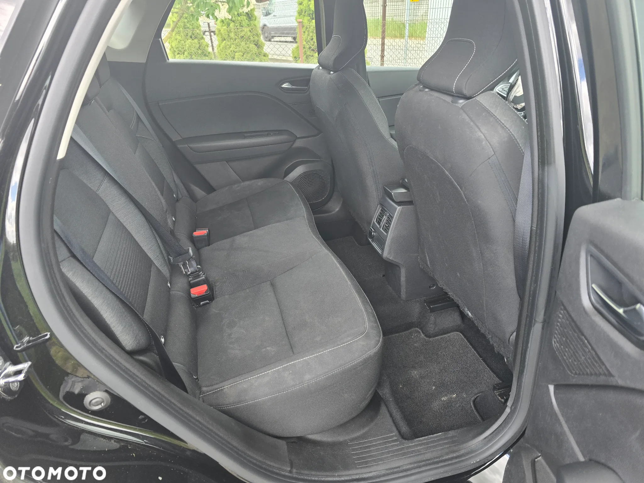 Renault Captur TCe 100 INTENS - 14