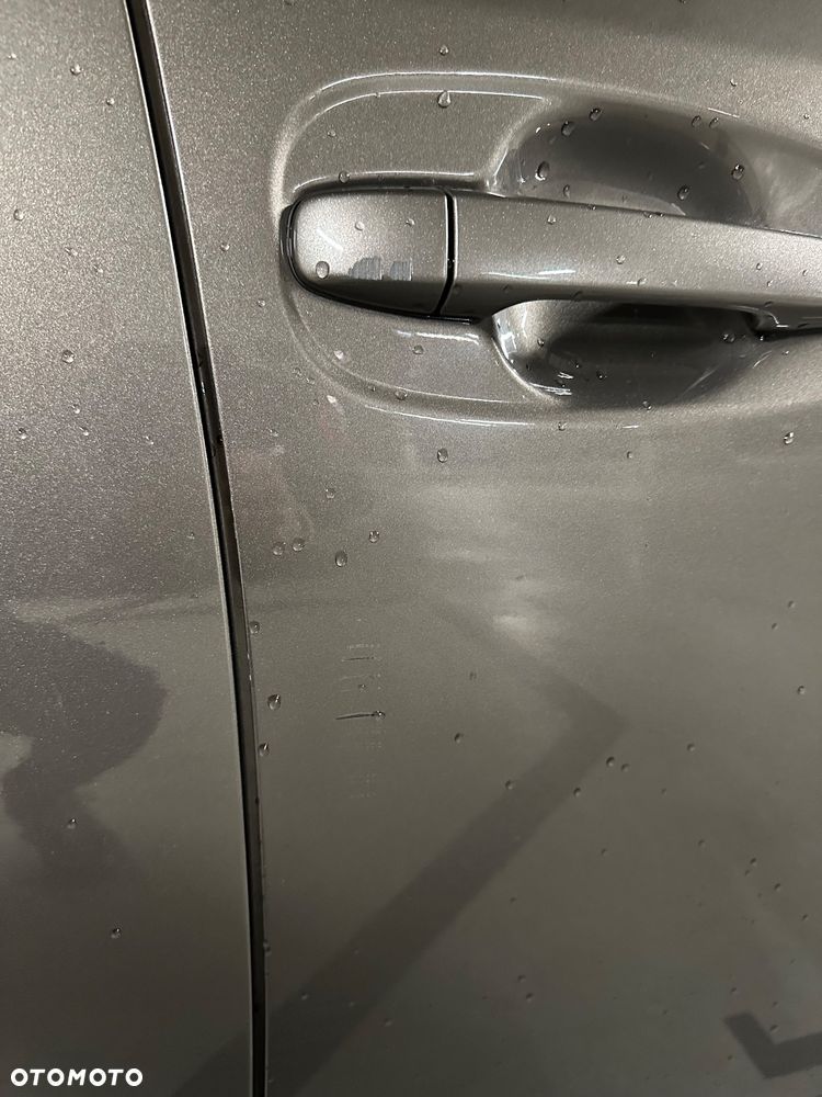 Toyota Avensis 1.8 Premium - 30