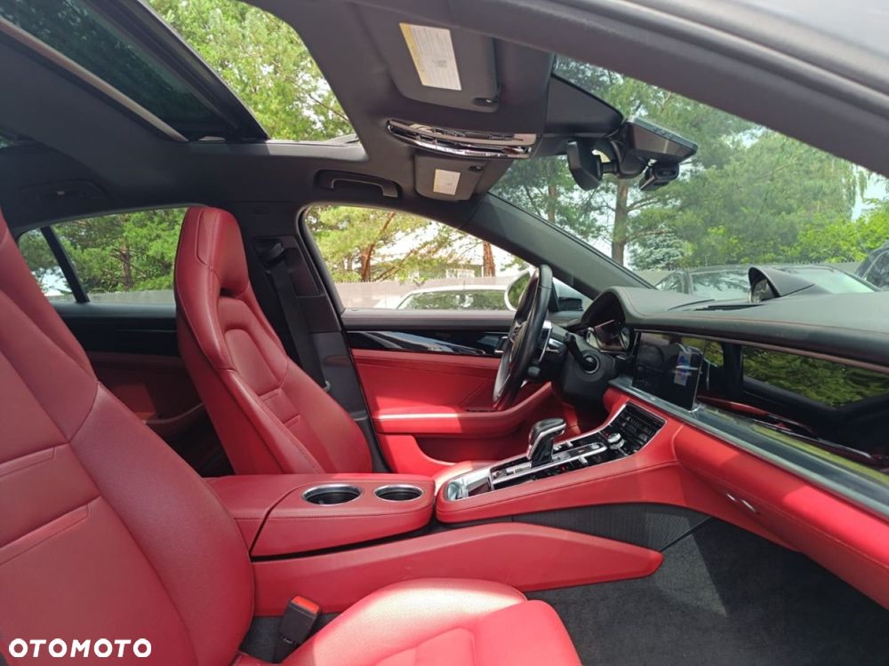 Porsche Panamera - 9