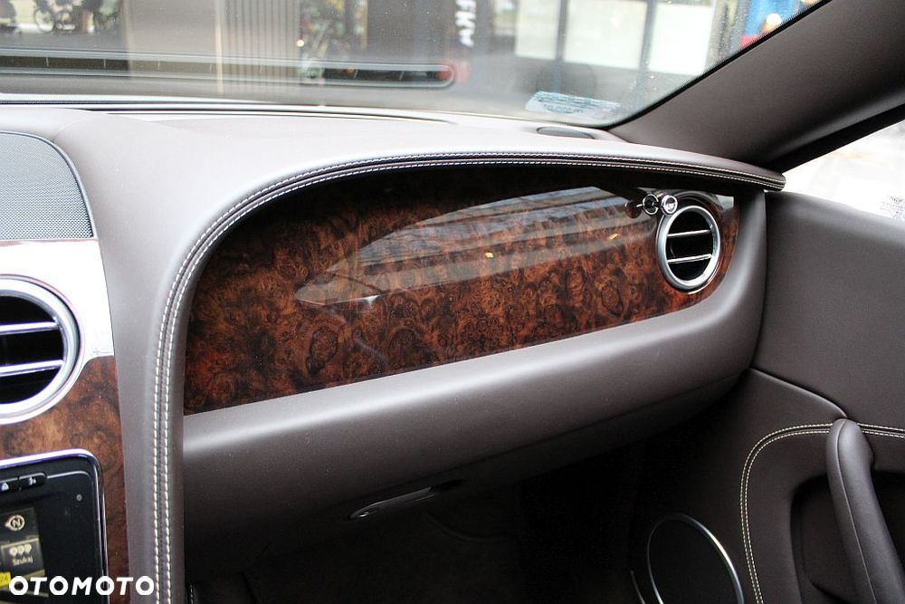 Bentley Continental GT - 28