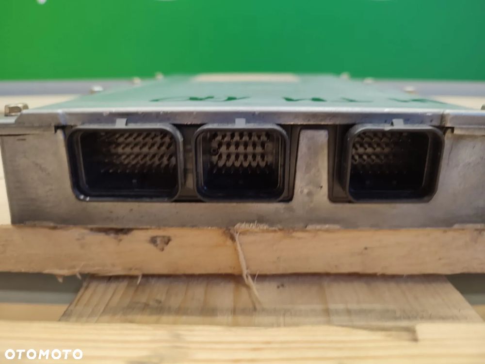 Sterownik ECU 87304732 NEW HOLLAND TM 175 - 8