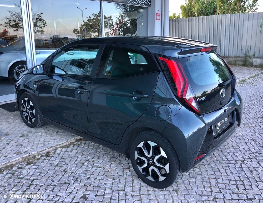 Toyota Aygo 1.0 X-Play Plus MM - 14
