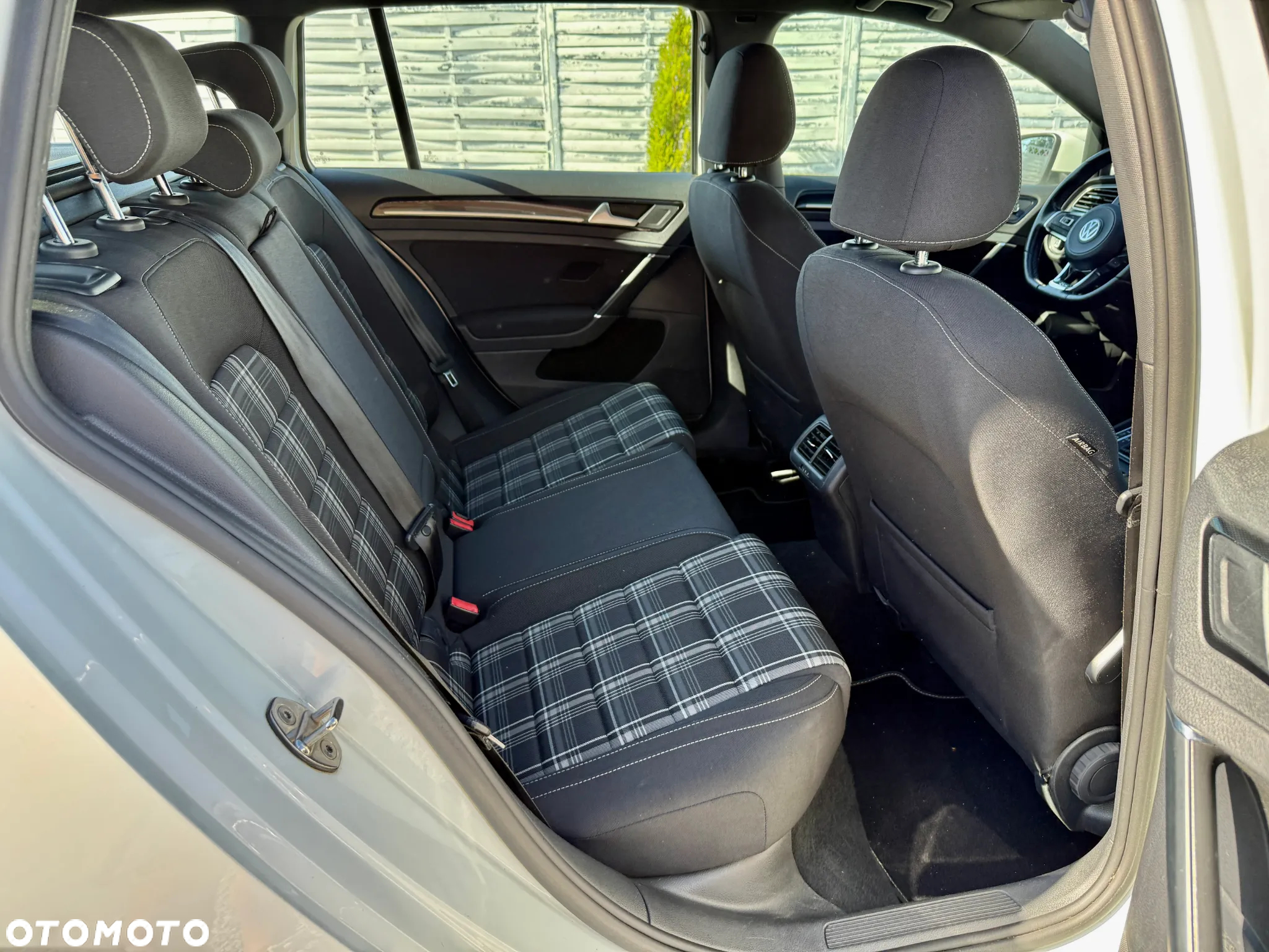 Volkswagen Golf GTD 2.0 TDI SCR DSG - 17