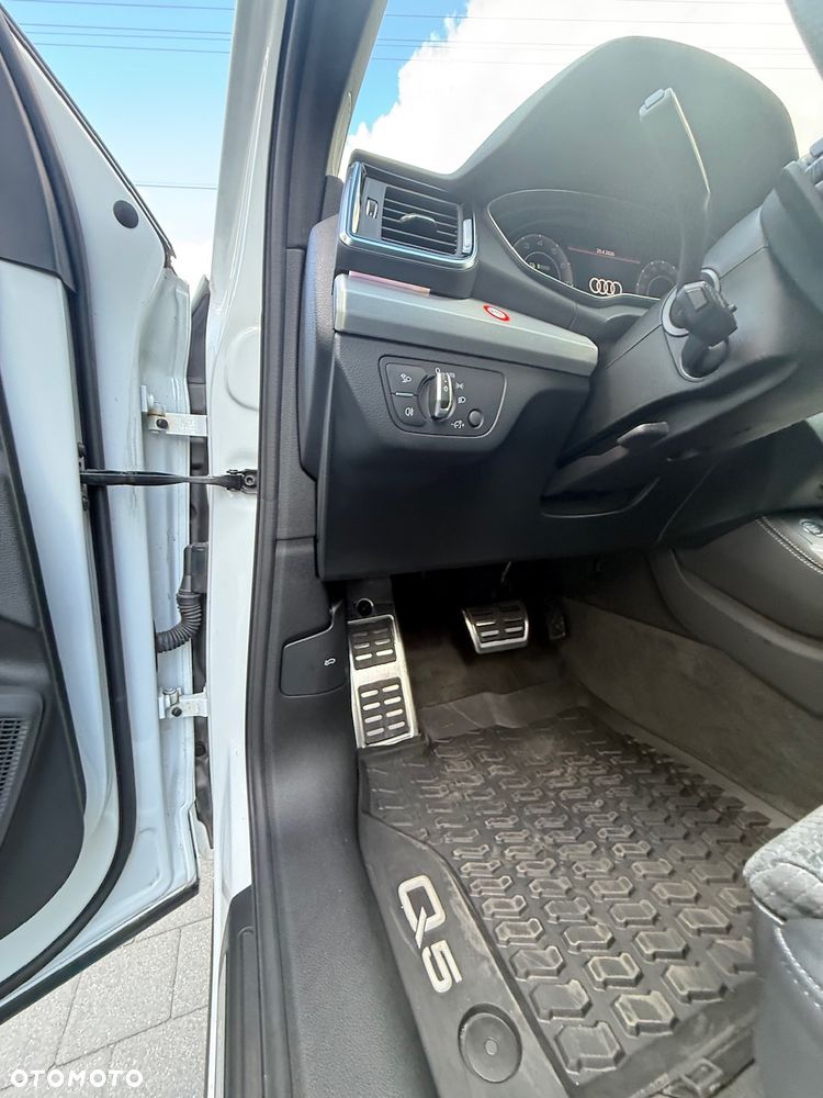 Audi Q5 50 TFSI e Quattro S tronic sport - 15