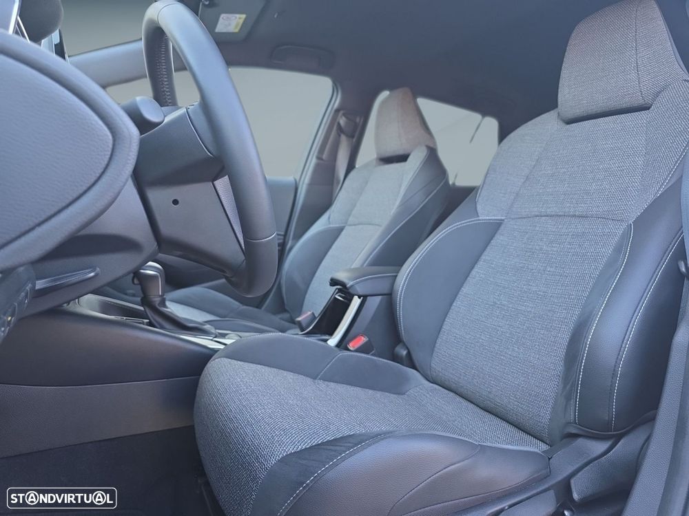 Toyota Corolla 1.8 Hybrid Comfort Plus — fotografia 5