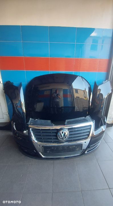 Przód VW Passat B6 kod lakieru LC9X - 1