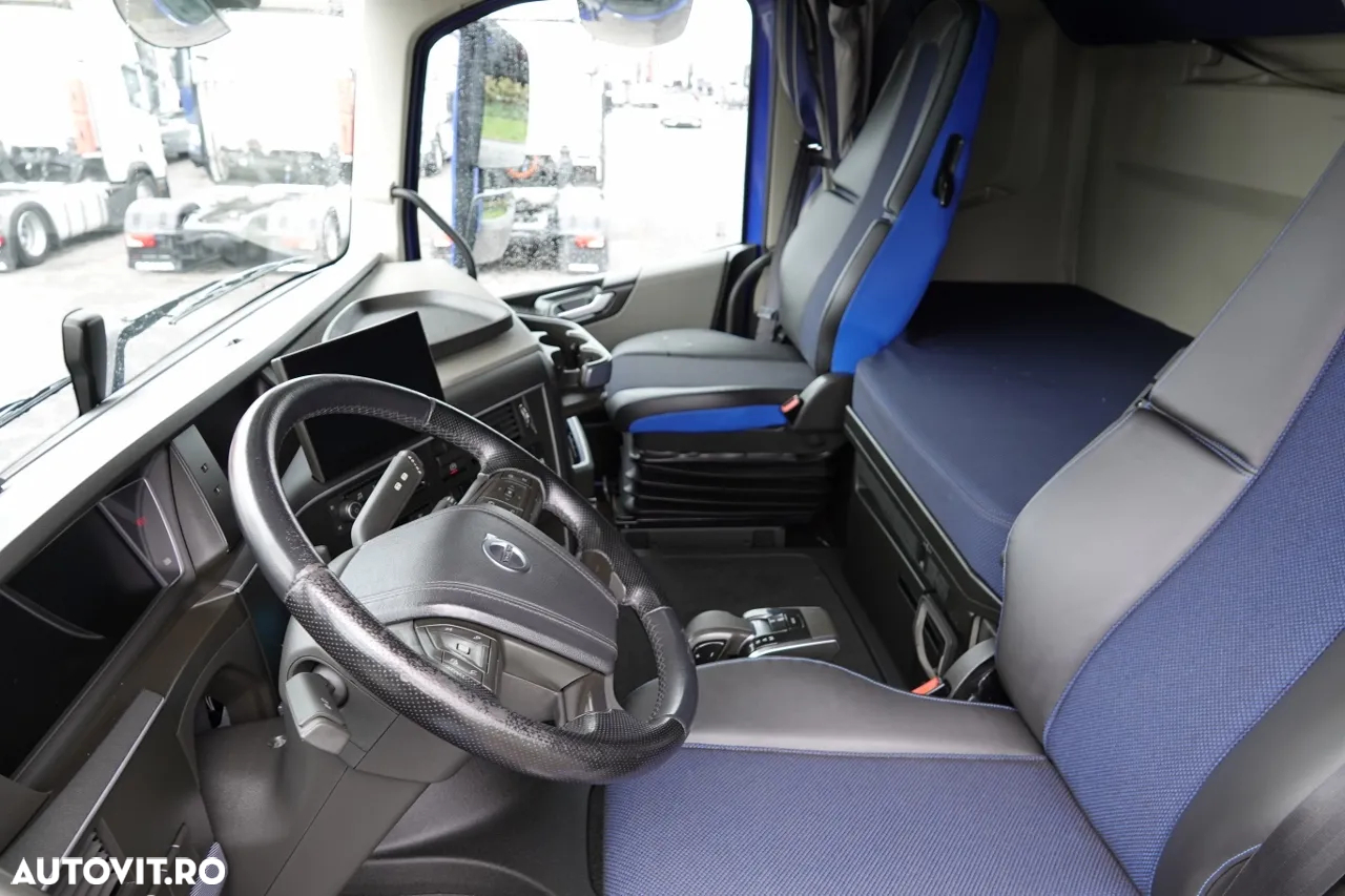 Volvo FH 500 /  6X2 / BOOGIE / I-SAVE / I- SHIFT / DUPĂ CONTRACTUL DE SERVICE - 25