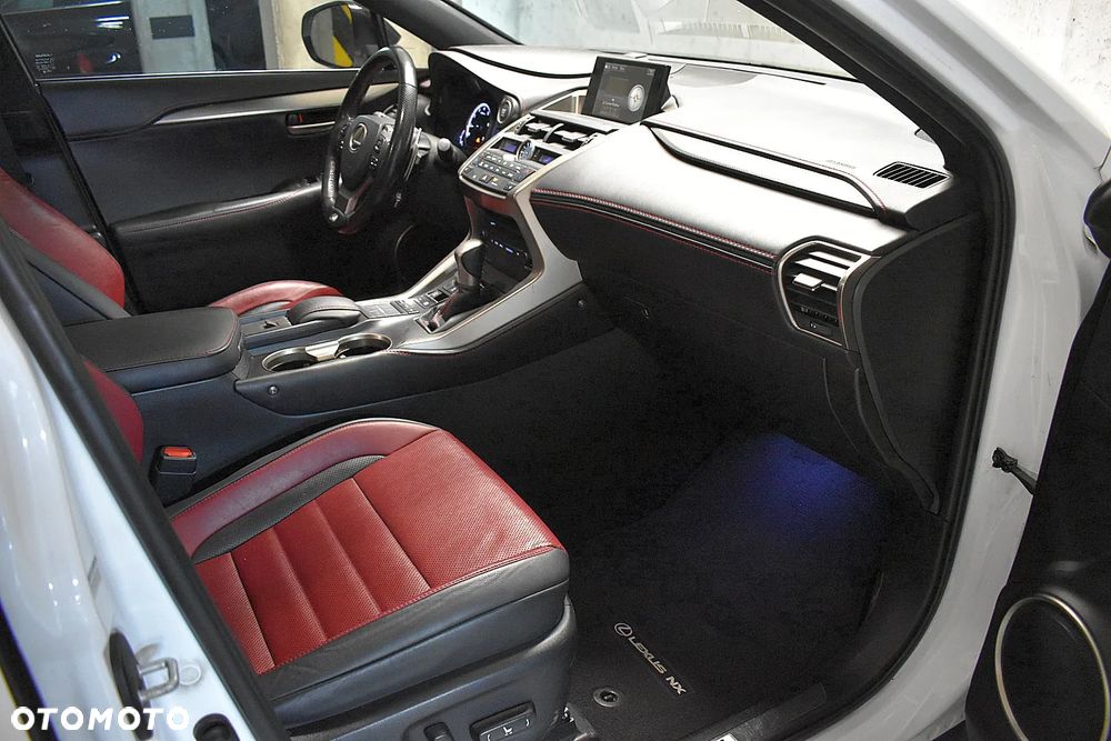 Lexus NX 300 AWD F SPORT - 11