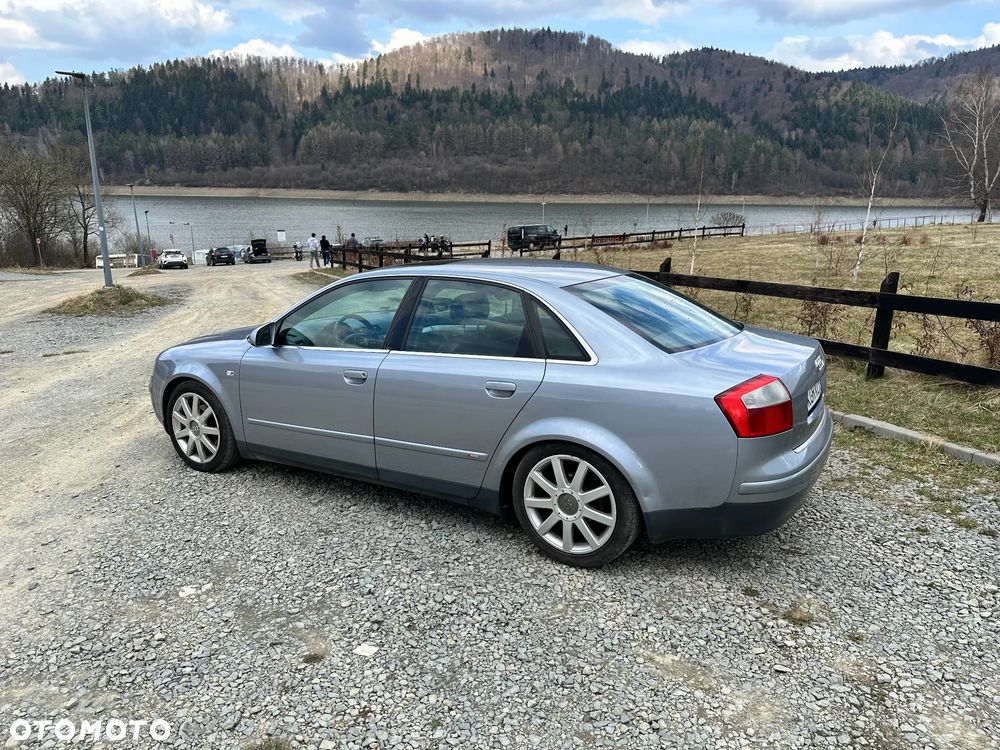 Audi A4 Limousine - 2