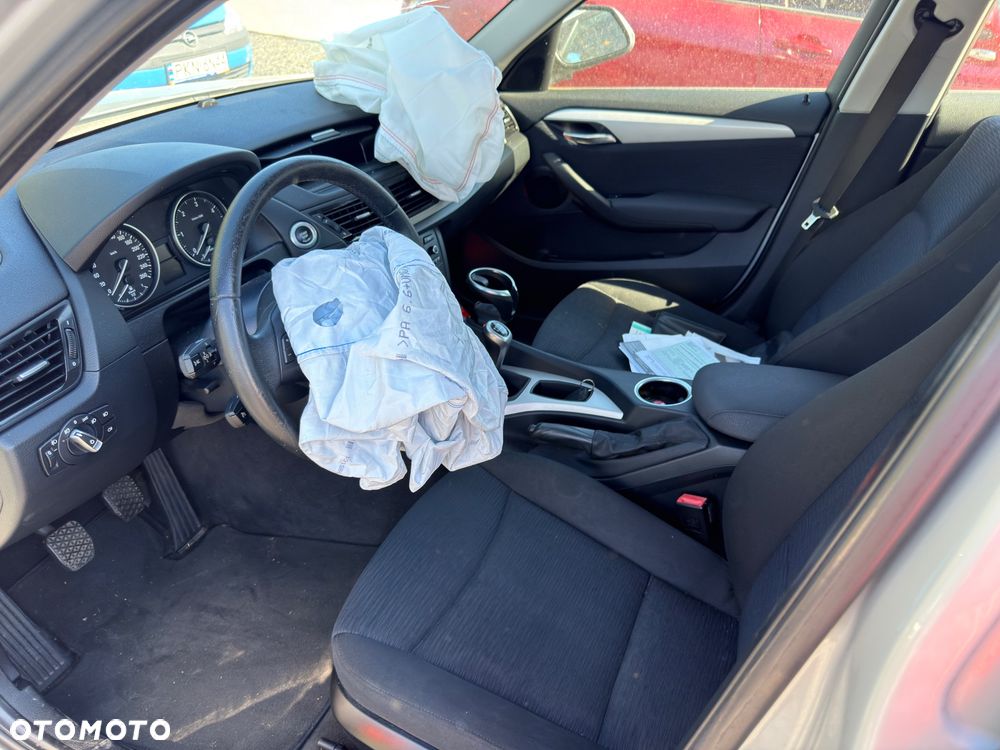 BMW X1 sDrive16d xLine - 7