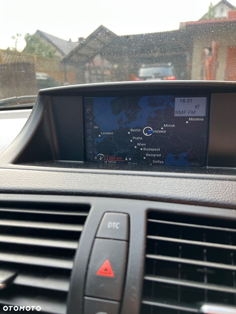 BMW Seria 1 116d - 9