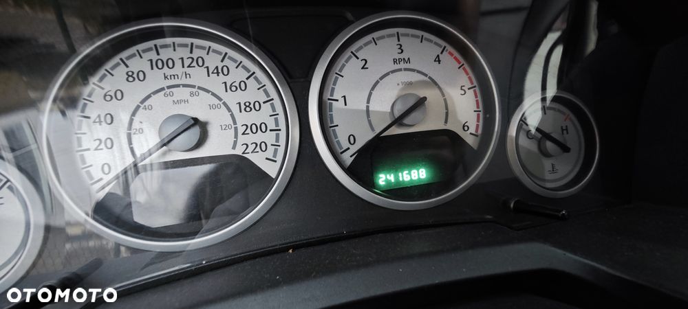 Chrysler Grand Voyager 2.8 CRD Touring - 10