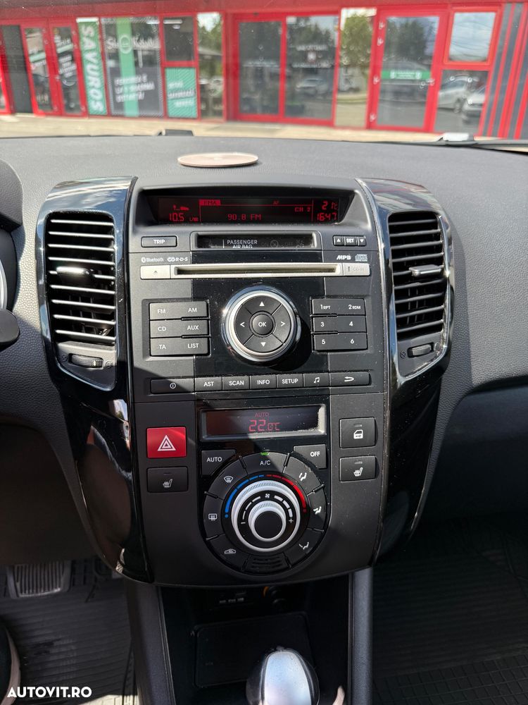 Kia Venga - 14