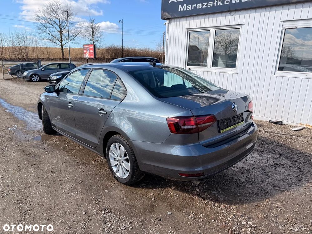 Volkswagen Jetta 2.0 TDI DPF BMT Comfortline - 7