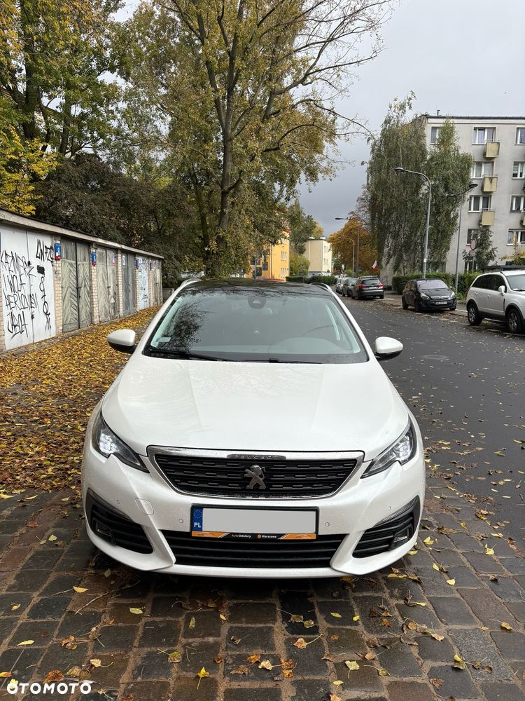 Peugeot 308 1.2 PureTech Allure S&S EAT6 - 1