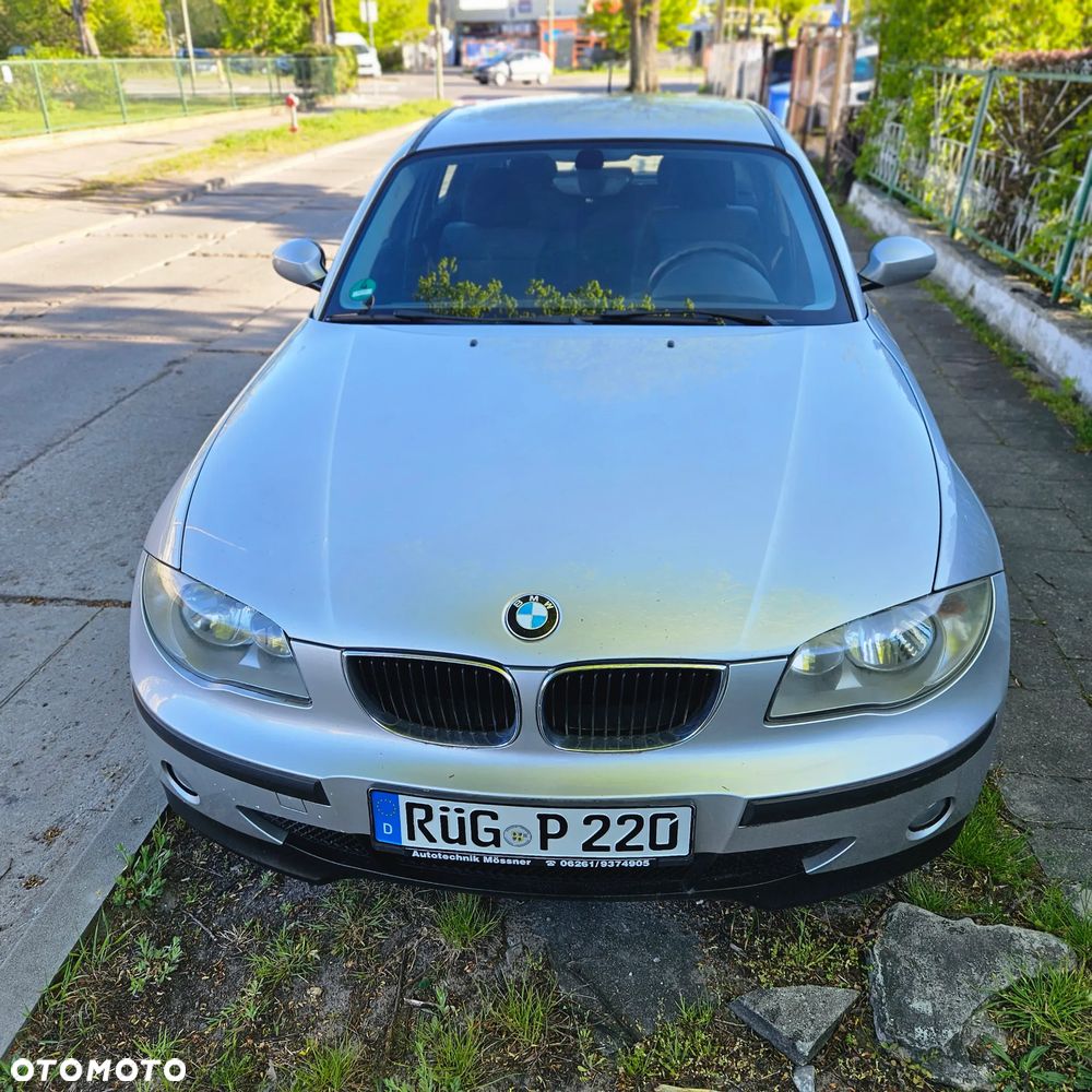BMW Seria 1 116i - 1