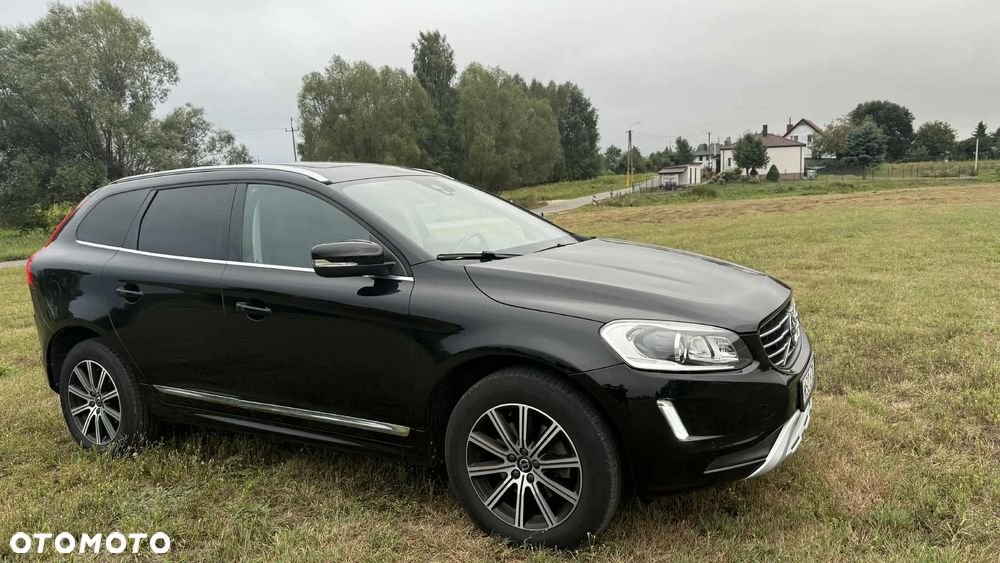 Volvo XC 60 T5 AWD Drive-E Momentum - 4