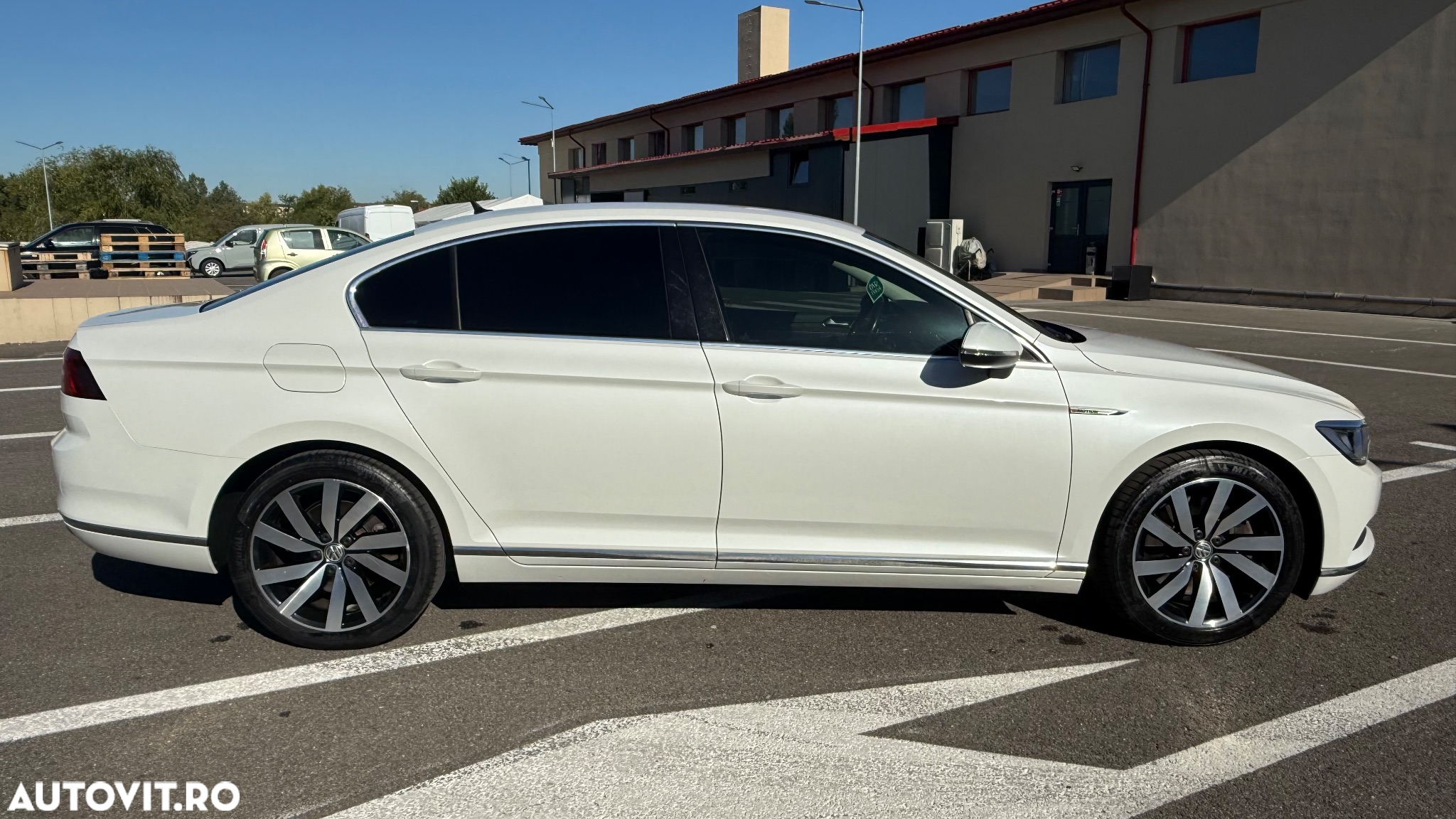 Volkswagen Passat 2.0 BiTDI DSG 4Mot Highline - 5