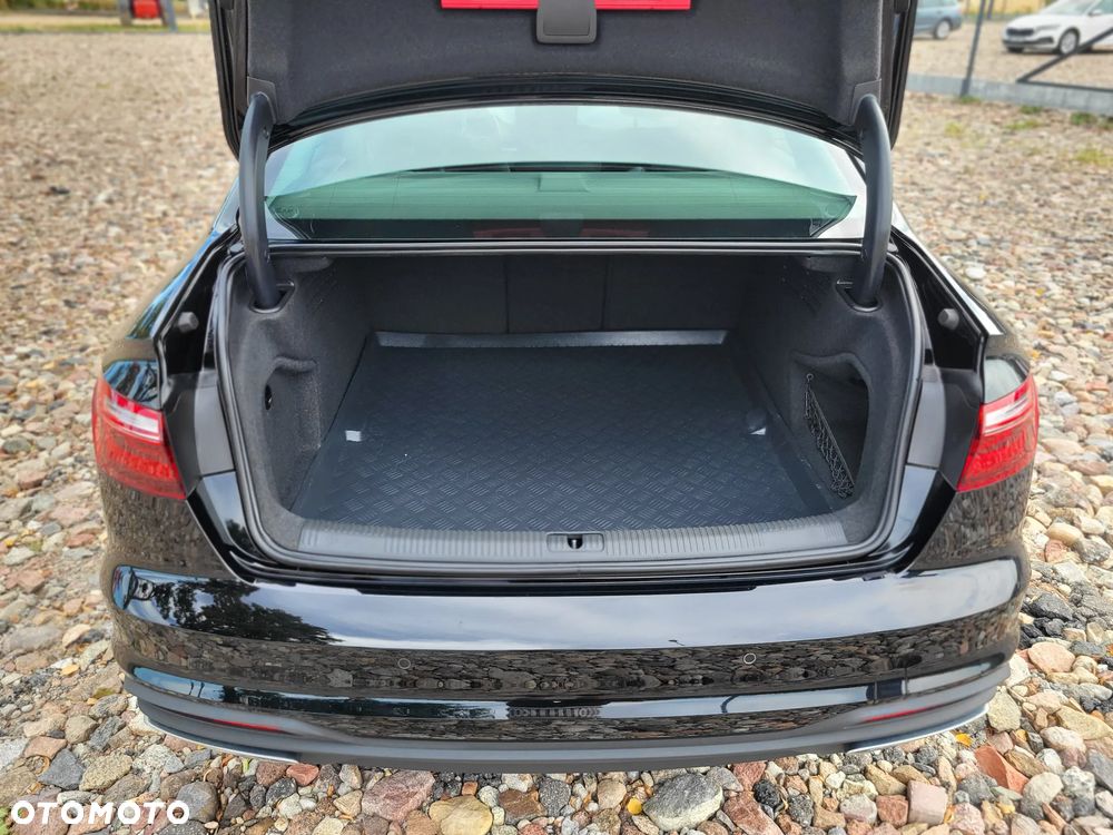 Audi A4 Limousine 35 TFSI S tronic - 23