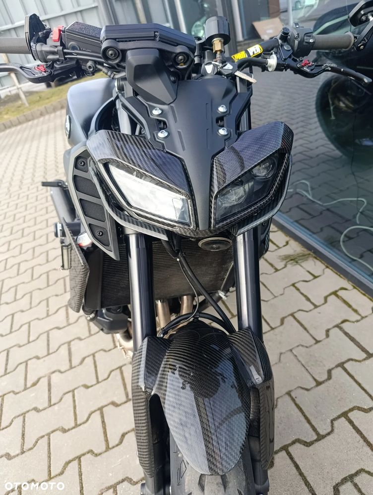 Yamaha MT - 9