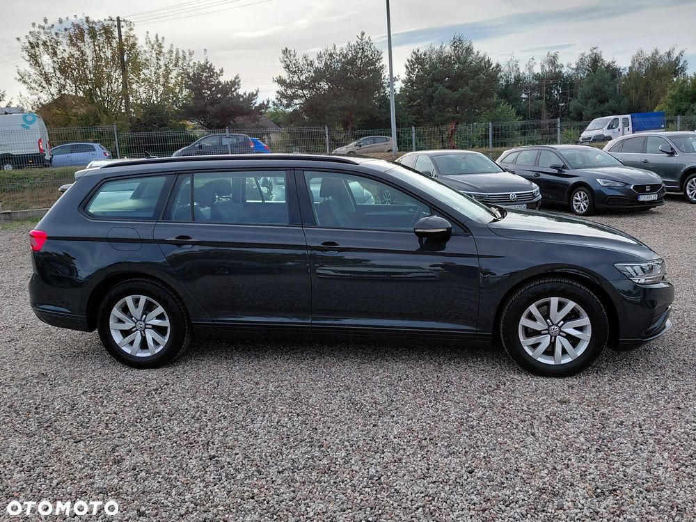Volkswagen Passat 1.6 TDI SCR DSG Comfortline - 26