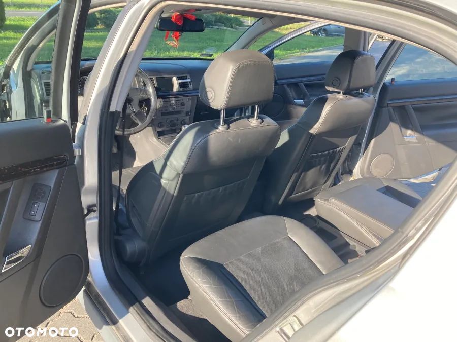 Opel Signum 2.0 T - 17