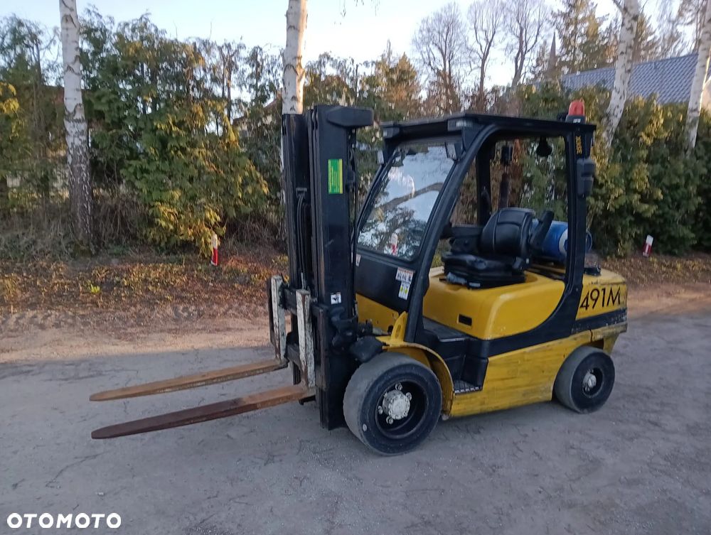 Yale GLP 35VX - 1