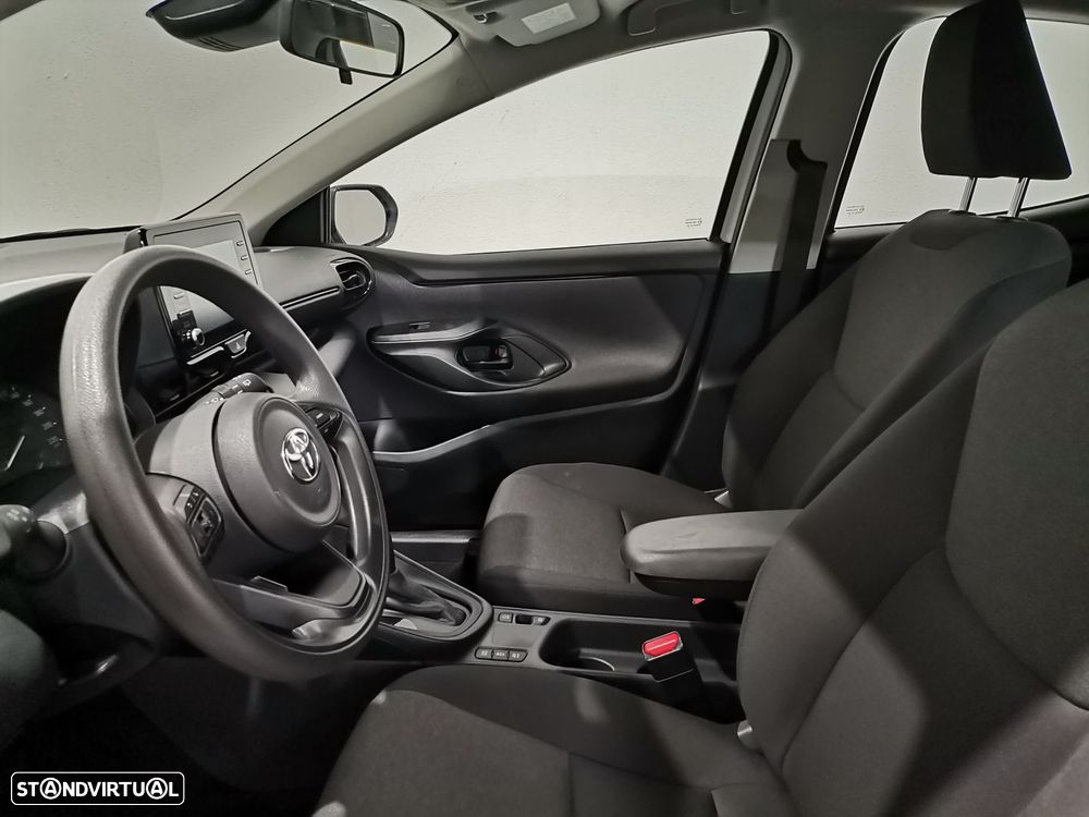 Toyota Yaris 1.5 HDF Comfort Plus - 13