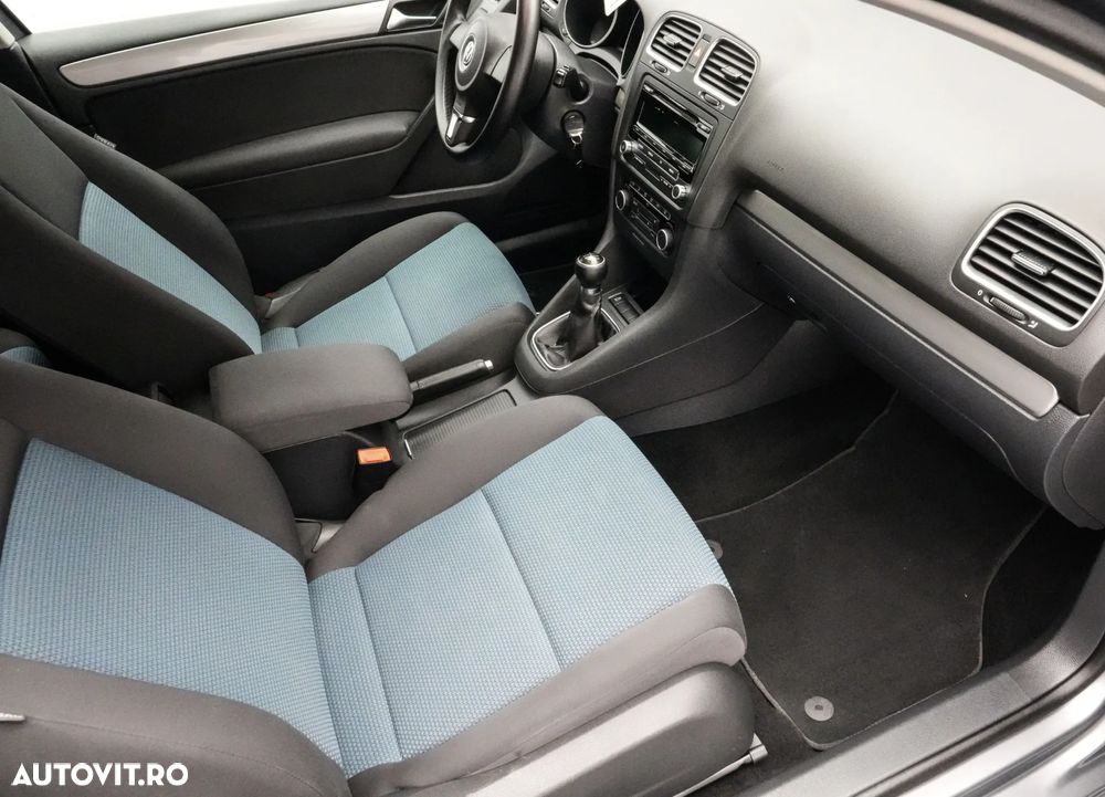Volkswagen Golf 1.6 TDI DPF BMT Comfortline - 11