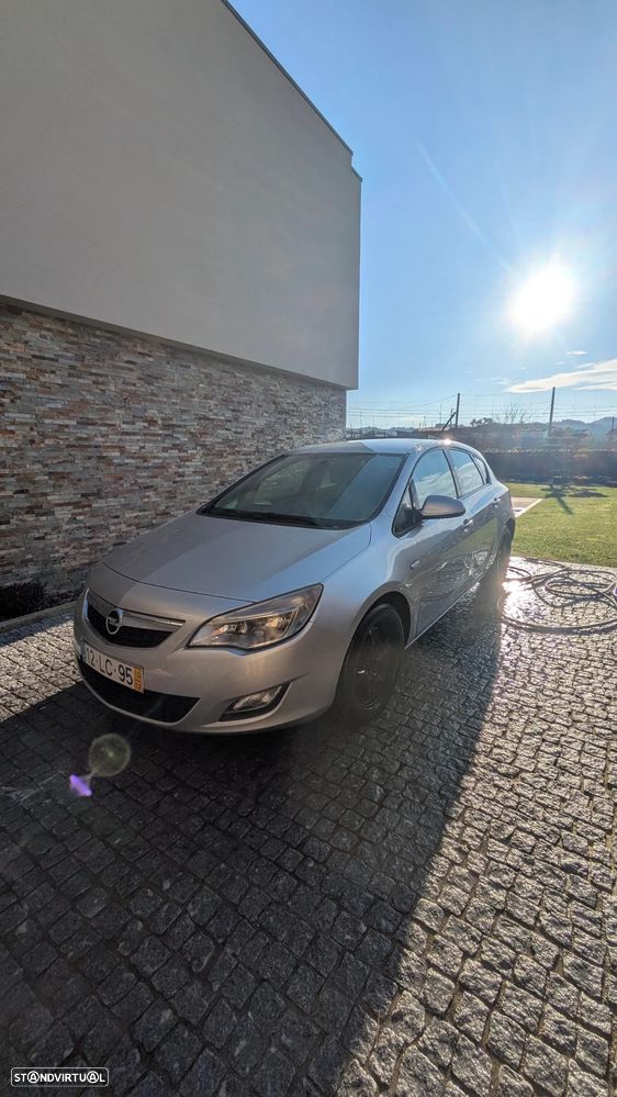 Opel Astra 1.3 CDTI Cosmo - 2