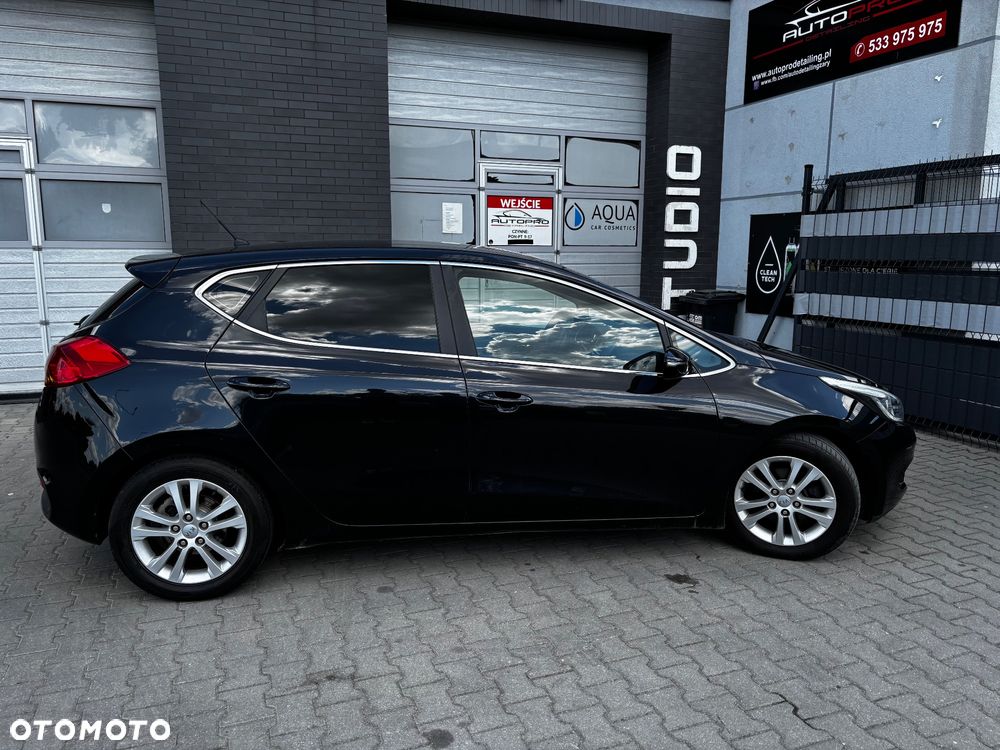 Kia Ceed - 4