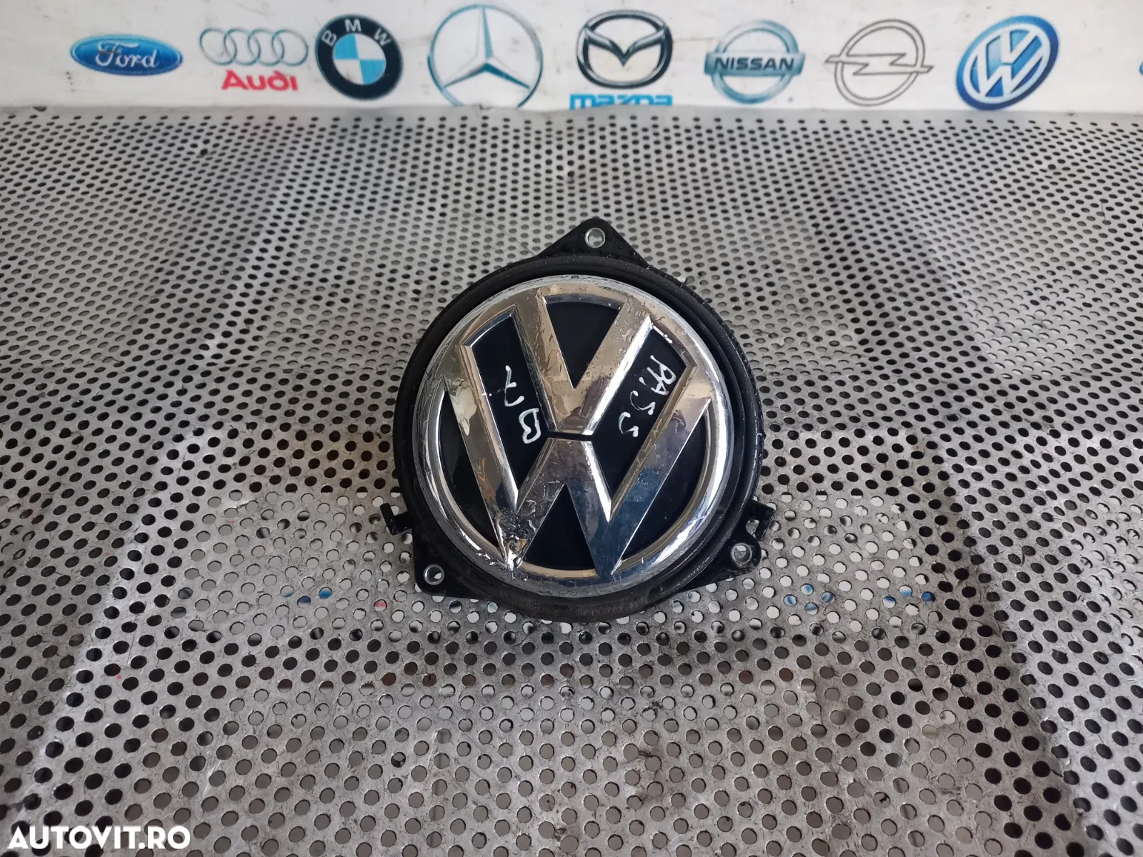Manere Actuator Sigla Emblema Deschidere Portbagaj Vw Passat B7 An 2011-2012-2013-2014-2015 - Dezme - 5