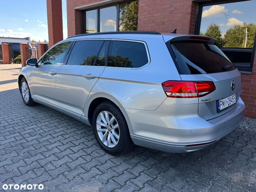Volkswagen Passat Variant 2.0 TDI SCR DSG Business - 3