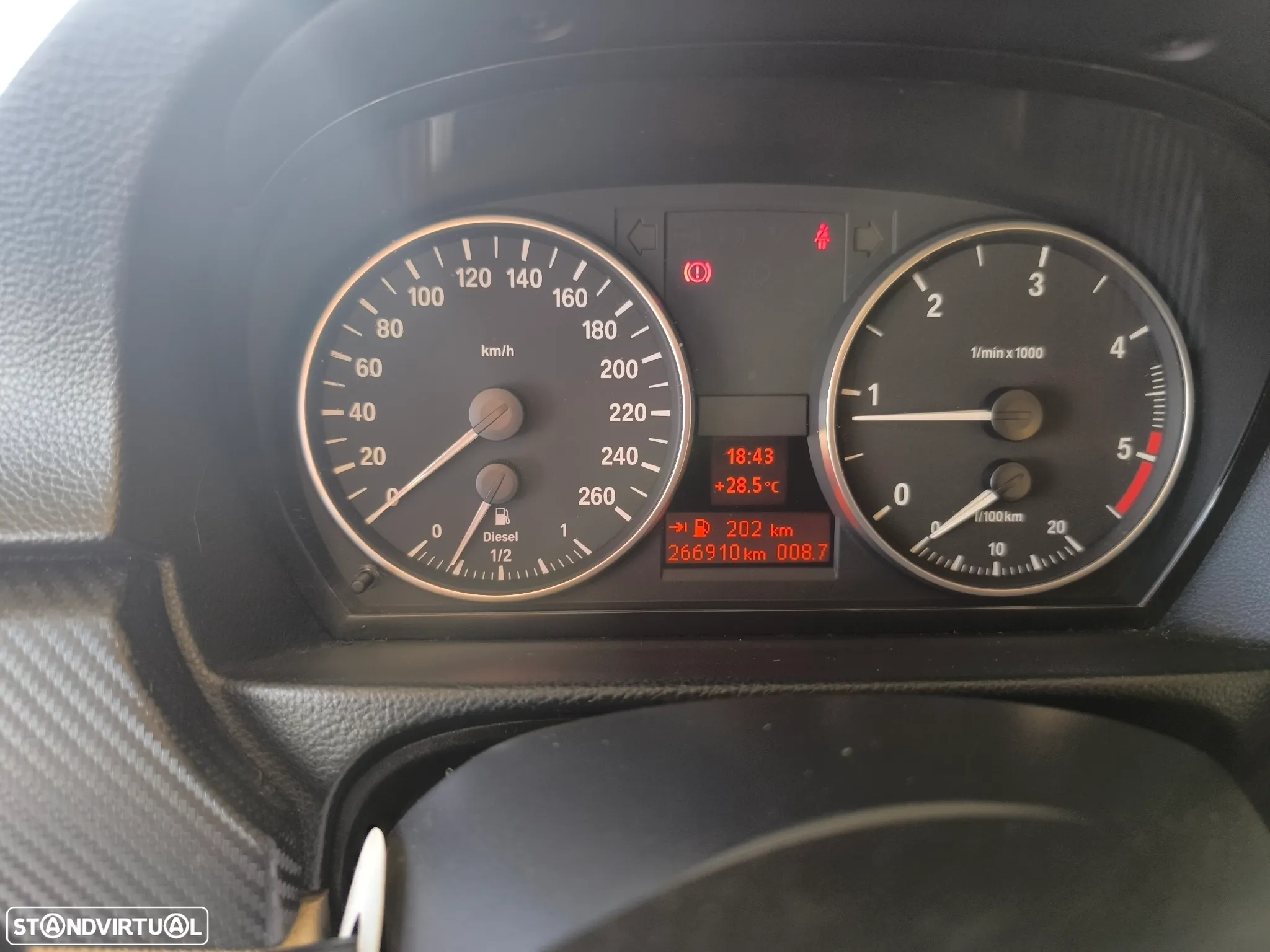 BMW 320 d Touring - 29