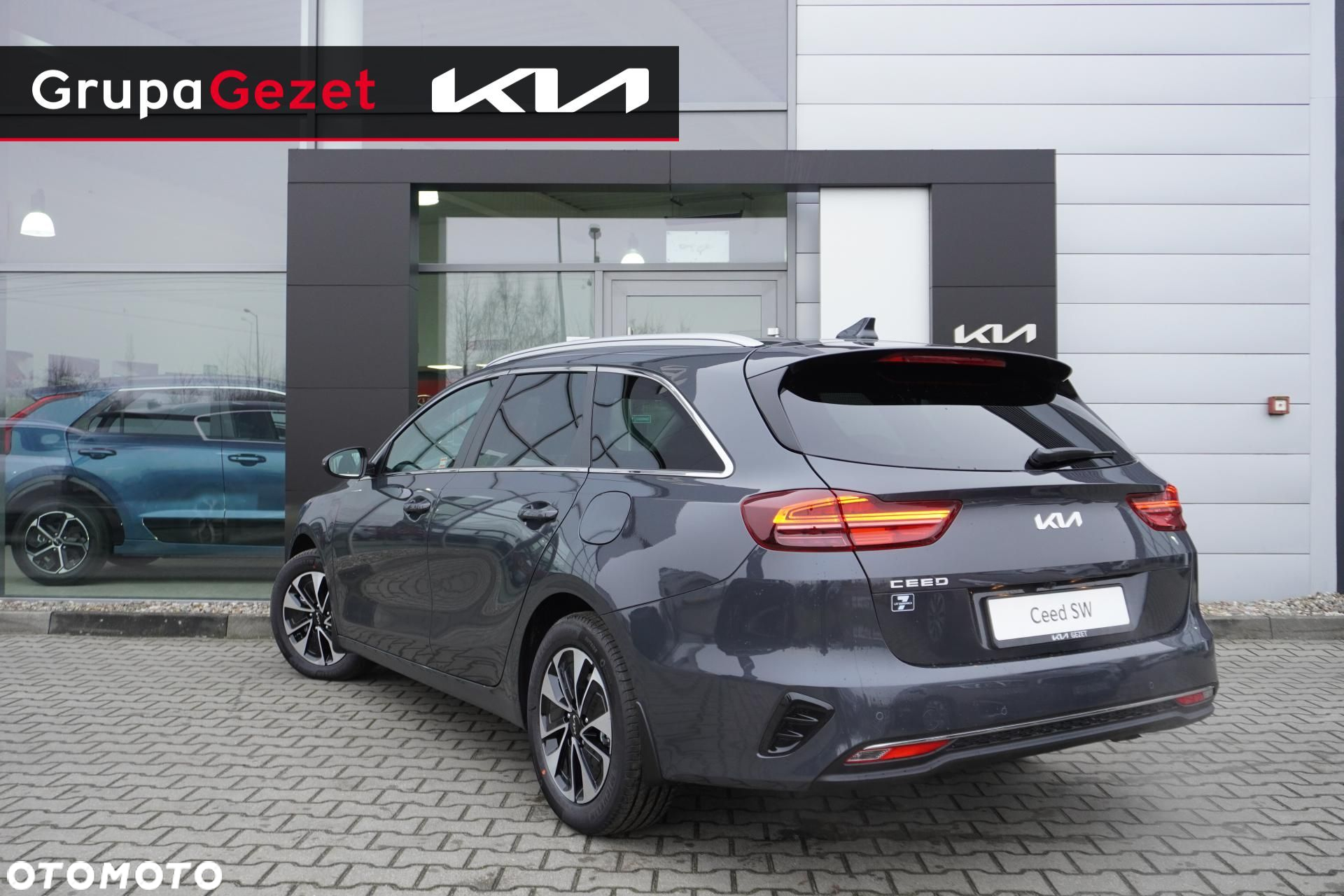 Kia Ceed - 8