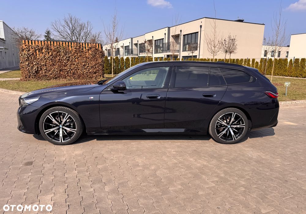 BMW Seria 5 520d xDrive - 4