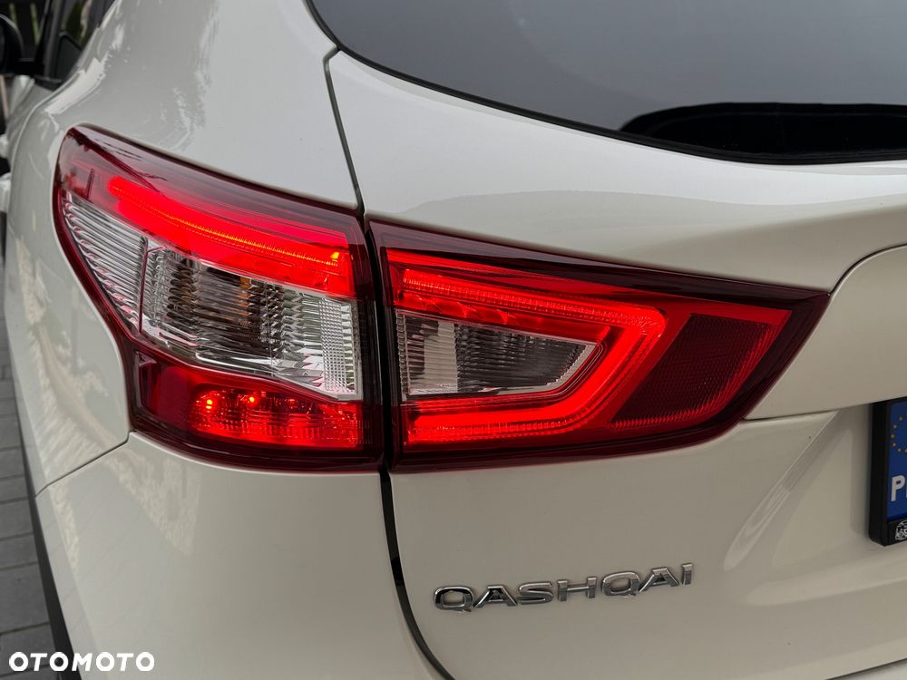 Nissan Qashqai 1.6 DCi TEKNA+ - 12