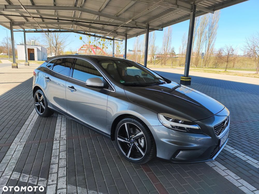 Volvo V40 D3 Geartronic Summum - 16