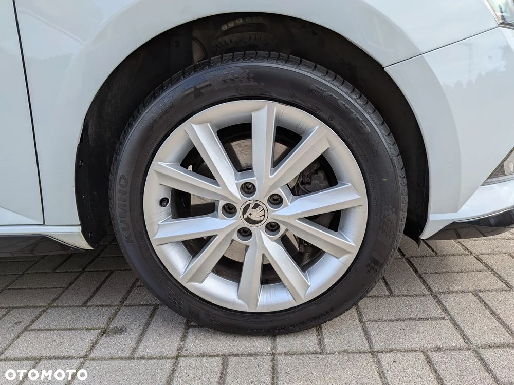 Skoda Fabia 1.0 TSI Monte Carlo - 5