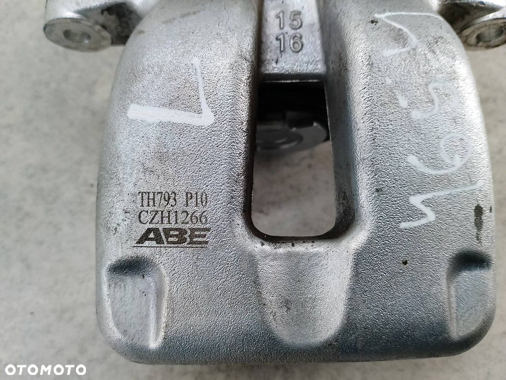 ZACISK HAMULCOWY LEWY TYŁ VW GOLF V TH793 CZH1266 ABE 1.4 TSI - 4