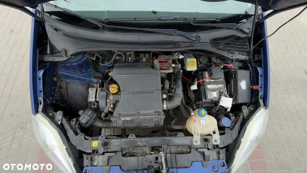 Fiat Grande Punto 1.4 16V Dynamic - 12