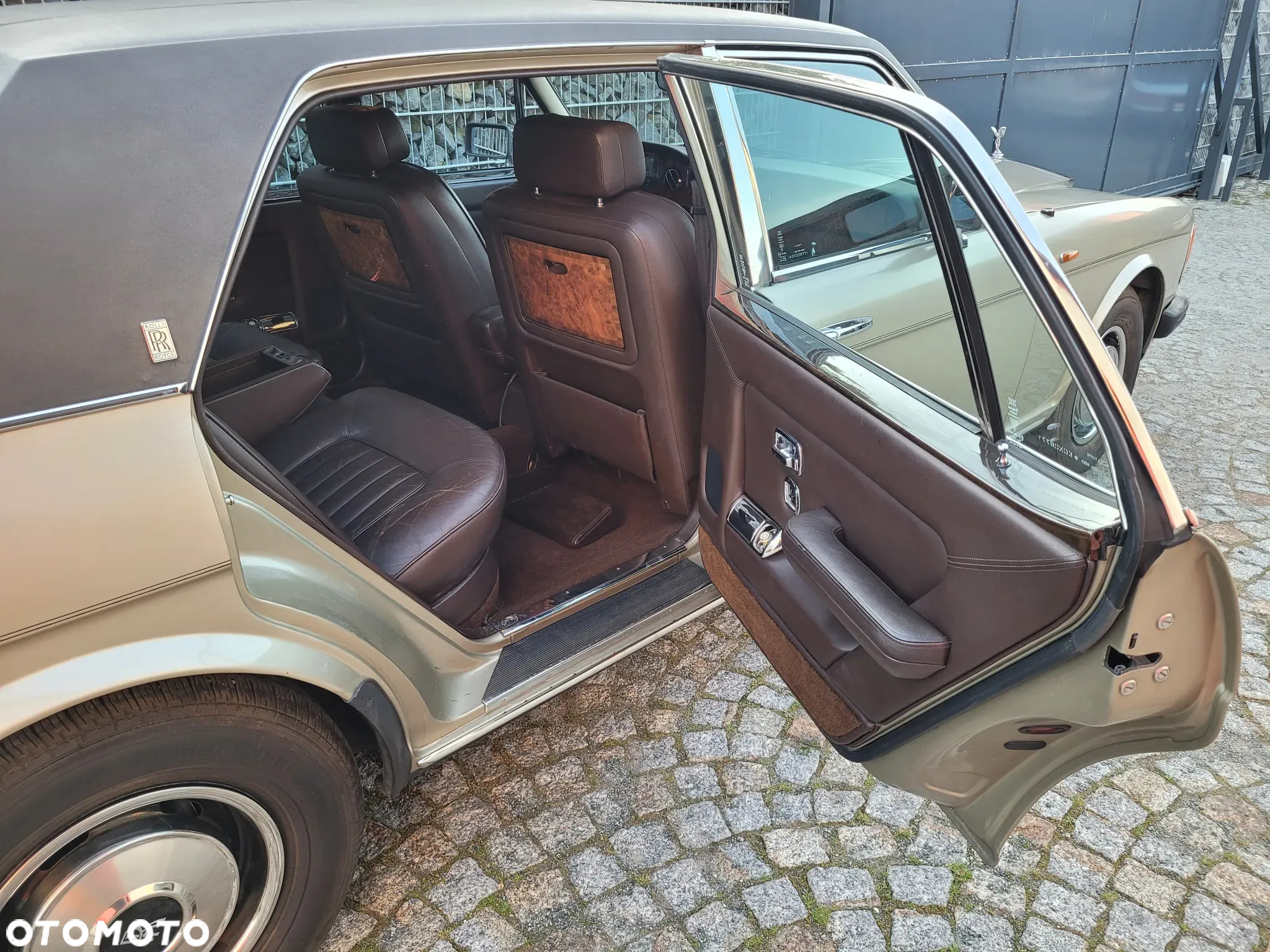 Rolls-Royce Silver Spur - 27