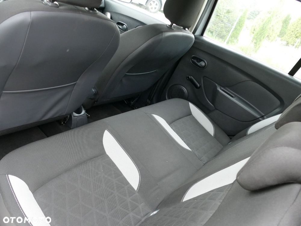 Dacia Sandero Stepway - 11