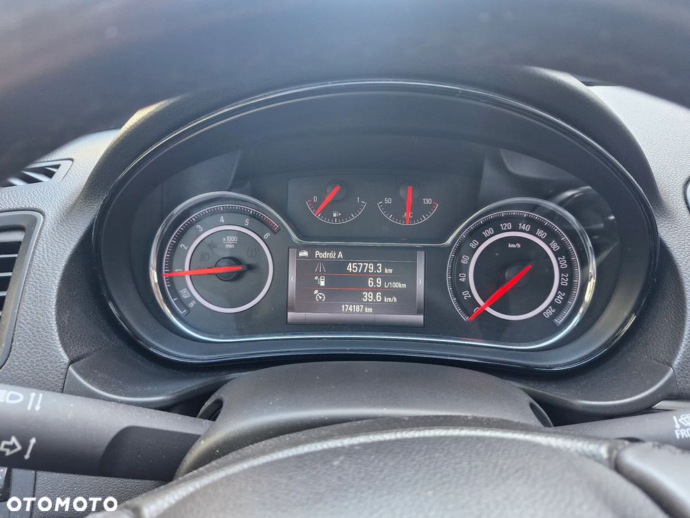 Opel Insignia 2.0 CDTI EcoFLEX S&S - 9
