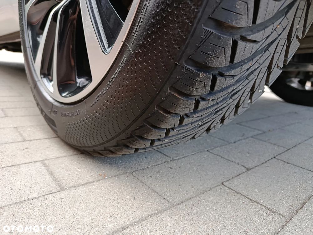 DS Automobiles DS 4 - 7