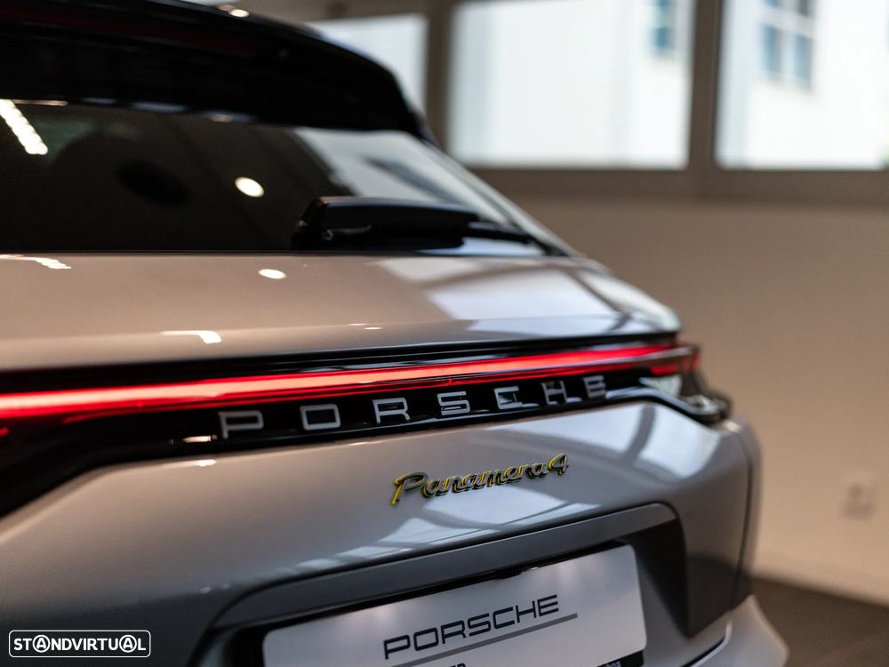 Porsche Panamera Sport Turismo 4 E-Hybrid Platinum Edition - 14