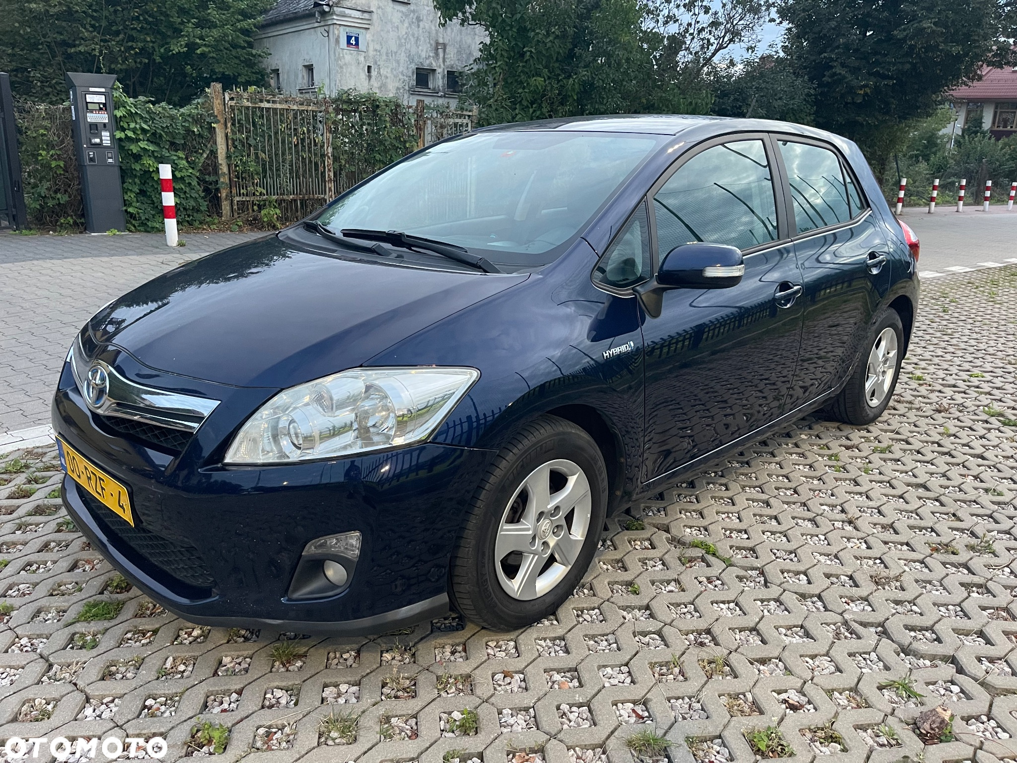 Toyota Auris 1.8 HSD Prestige NAVI - 5