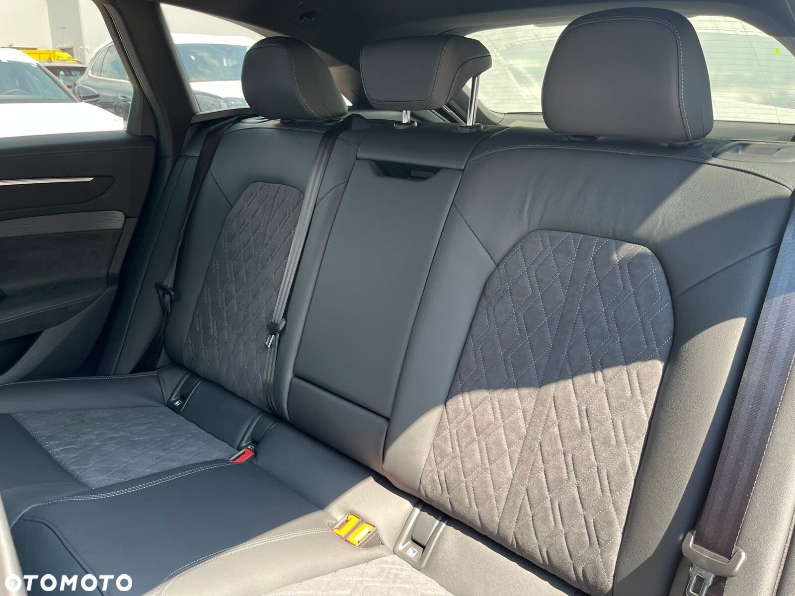 Audi A6 - 13