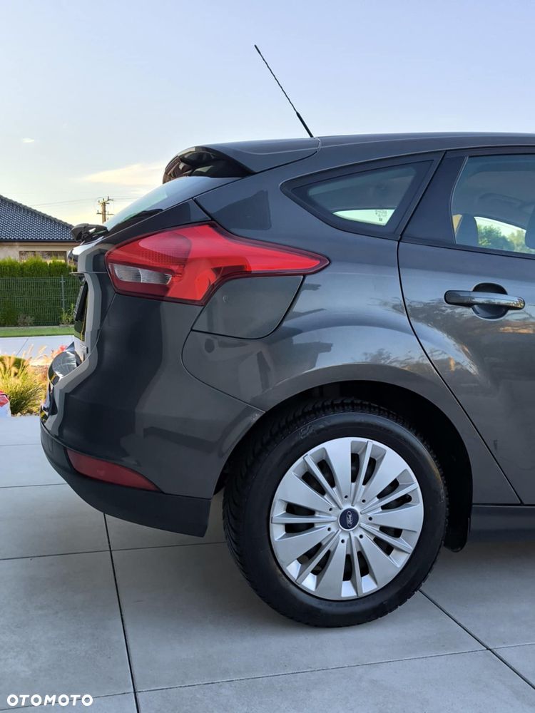 Ford Focus 1.0 EcoBoost Trend - 8